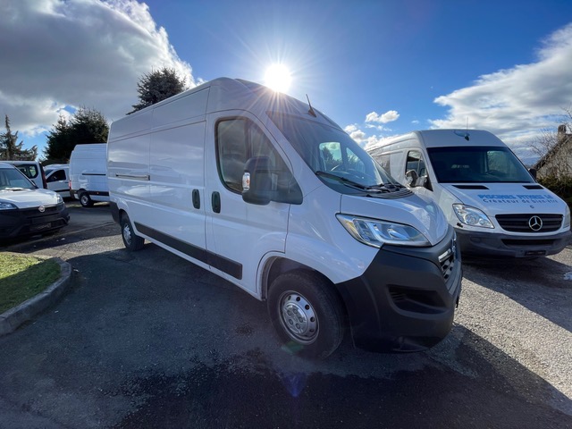 refrigerated vans for medicines 4